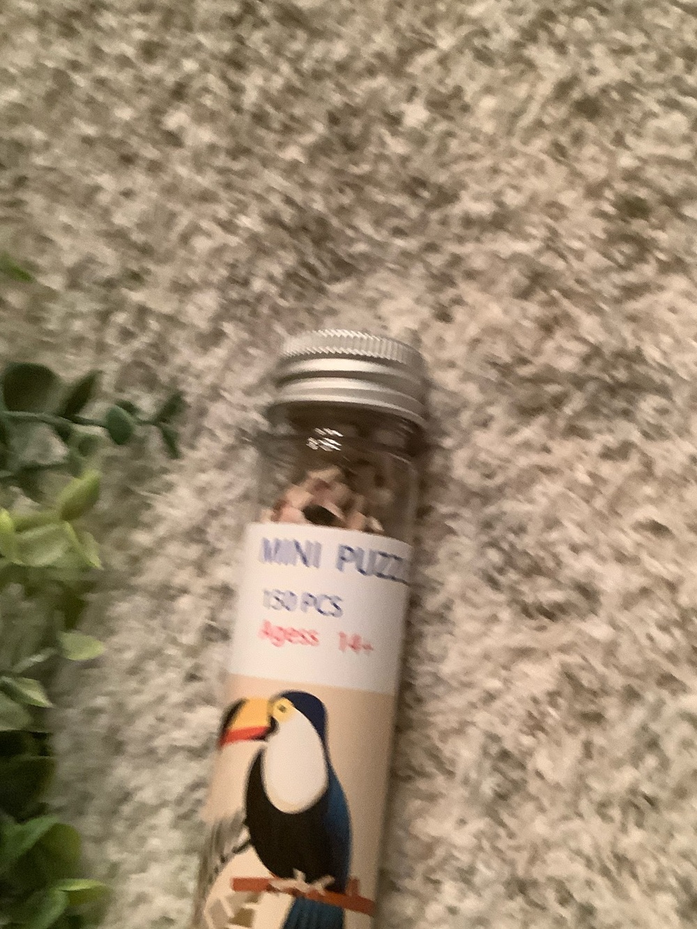 Mini Wood Puzzle Test Tube with Tropical Toucan Design NWT 150pieces ages 14+ - Picture 2 of 13